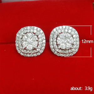 Orecchini a Perno in Cristallo Geometrico Quadrato per Donne, Accessori di Moda Minimalisti ed Eleganti per Uso Quotidiano - Product Image 5