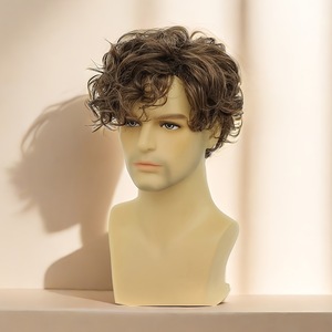 Peluca corta y rizada para hombre de marcas nacionales, fibra Kanekalon, línea de cabello natural, 15 cm, 126 g, para cualquier forma de rostro - Product Image 5