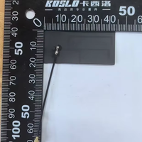 Dispositifs de suivi IoT LoRa/LPWAN avec montage adhésif, antenne FPC interne 5dBi, connecteur UFL court, taille la plus petite disponible