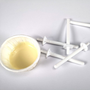 Bâtonnet de cire multifonctionnel en plastique très vendu pour l'<span class=keywords><strong>épilation</strong></span> <span class=keywords><strong>des</strong></span> <span class=keywords><strong>sourcils</strong></span>, <span class=keywords><strong>des</strong></span> poils du nez et du visage - Product Image 2