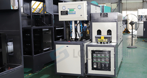 زجاجة حيوان أليف بلاستيكية 4 تجويف 10 من 100 إلى 3 لتر زجاجة حيوان أليف من Sopladora De Botella 1800BPH - Product Image 5