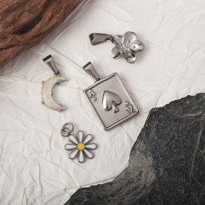 Gli ornamenti fai-da-te dorati |   <span class=keywords><strong>Ciondolo</strong></span> a Forma di <span class=keywords><strong>Coccinella</strong></span> in Acciaio Inossidabile Placcato Oro 18K PVD per Creazione di Gioielli |   Impermeabile, Antiossidante - Product Image 6