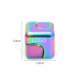 Cubo Moderno de Alta Calidad para Aliviar el Estrés, Spinner de Dedo EDC Personalizado de Metal, Fidget Spinner con Impresión UV, Artesanías Promocionales de Metal - Product Image 5