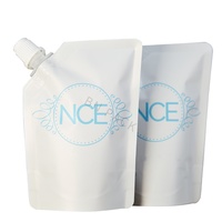 Pochette souple verticale de 250 ml avec bec verseur, finition mate, écologique, en LDPE, impression numérique, pour emballage de crème cosmétique