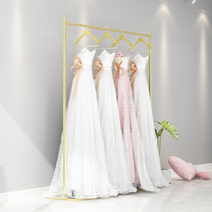 Moda su misura negozio di abiti da sposa mobili da sposa in ferro/acciaio inox oro espositore per negozio di vestiti - Product Image 3