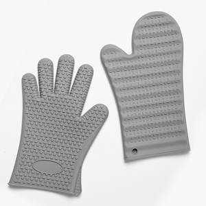 Gants de four en silicone résistants à la chaleur, antidérapants, pour micro-ondes et cuisson, à cinq doigts, motif cœur gris, compatibles lave-vaisselle - Product Image 3
