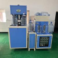 Machine de soufflage à haut rendement de 19 litres pour la fabrication de bouteilles d'eau en PET de 5 gallons avec système servo-assisté