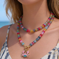 Collier Bohème Coloré Plaqué Or avec Perles pour Femme, Chaîne Ras du Cou Arc-en-ciel d'Été, Pendentif Crabe Style Océan, Accessoires
