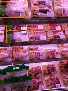 Bandeja Absorbente de Papel Ecológica de Grado Alimenticio de Alta Calidad para Supermercados, 120*80mm, Venta al por Mayor, para Carne y Mariscos - Product Image 5