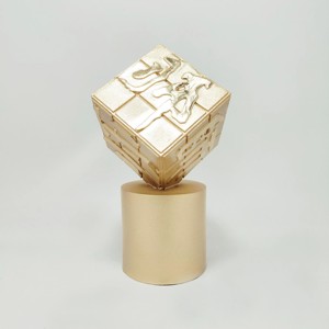 Offre Spéciale – Trophée Artisanal Gravé en Métal Doré Écologique de Haute Qualité – Meilleur Souvenir avec Caractères Chinois – Cadeau d'Entreprise Direct Usine - Product Image 6