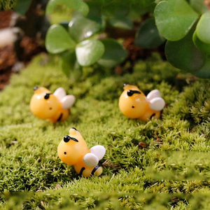 Cartoon Resin Mini <b>Bee</b> Figurine Miniatures for Landscape Decorations Tiny Honeybee Animal <b>Charm</b> Ornaments DIY Accessories - Product Image 6
