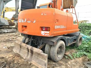 Mini-excavatrice sur chenilles Doosan Dh130w d'occasion de haute qualité, 13 tonnes, avec moteur, pompe, boîte de vitesses et PLC à haut moment de charge - Product Image 2