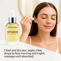 Sérum Visage Illuminant Personnalisé à la Vitamine Arbutine Niacinamide Éclaircissant Acide Hyaluronique Soin de la Peau VE VC Sérum de Soin de la Peau pour le Visage
