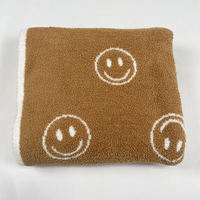 Plaids Jacquard Tricotés Écologiques Toutes Saisons Chauds et Doux avec Motif Smiley pour Canapé et Lit