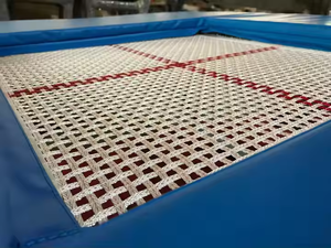 Trampolines rectangulaires de compétition de haute qualité 5200x3070x1155mm toutes saisons pour l'exportation - Product Image 2