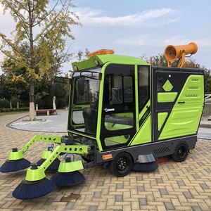 Nouvelle machine de nettoyage routier électrique autotractée 48V, efficace, avec 6 brosses latérales, batterie 200Ah et réservoir d'eau de 800L - Product Image 5