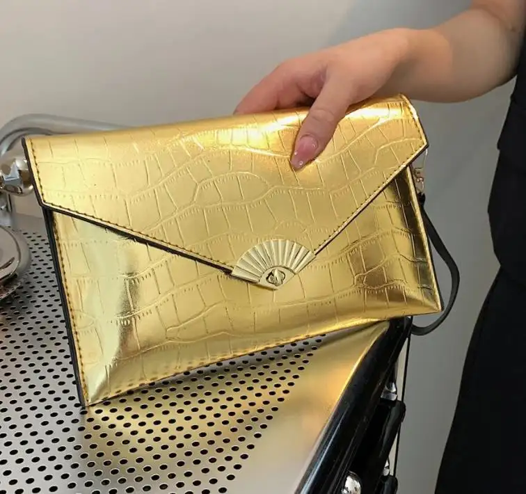 Fashion Croco Silver Lady Purses Lock Designer Handbags Brands PU Leather Golde Crocodile Embossed Metal Detail Clutch Bag Women