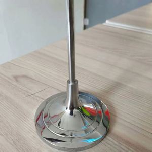 Ensemble de mini-table décorative de bureau en métal avec support de drapeau national (Émirats Arabes Unis, Malaisie, Irak, États-Unis) - Product Image 3