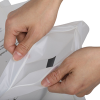 Emballage de vêtements biodégradables givrés sac Ziplock sacs à fermeture éclair refermables compostables pour T-shirt