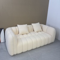 Canapé modulaire carré moderne personnalisable pour appartement, avec rembourrage en mousse compressée, design de chaise de sol relaxante
