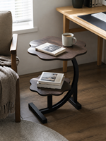 Table d'appoint moderne portable à deux niveaux en MDF en forme de fleur avec cadre en fer noir courbé pour salon, hôtel, fabricant OEM ODM