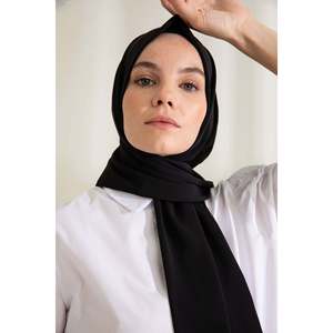 ผ้าคลุมศีรษะเมดินา ซิลค์ ชาล สีดำ สำหรับผู้หญิง ผ้าพันคอหรูหรา นุ่ม เบาสบาย แฟชั่นเครื่องประดับ - Product Image 4