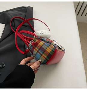 Sac à bandoulière mignon et tendance pour femme, style sac à dos Y2K, petit sac à bandoulière féminin au look élégant - Product Image 2