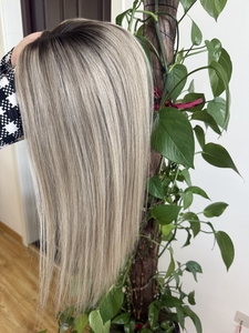 ท็อปเปอร์ผมแท้แบบไร้กาว มองไม่เห็นรอยต่อ  ฐานลูกไม้  ไฮไลท์สีเทา  สำหรับผู้หญิงผิว<span class=keywords><strong>ขาว</strong></span> - Product Image 5