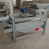 Machine à décortiquer et à casser les noix, les amandes, les noyaux d'abricot, les noix de palme et les noisettes de qualité supérieure pour usage commercial