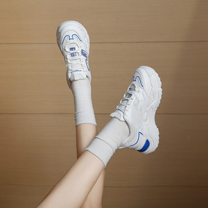 Nouvelles chaussures rétro pour filles étudiantes, fines, d'été, à plateforme épaisse - Product Image 2