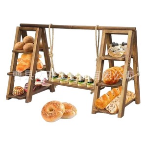 Soporte de madera para pasteles y postres de 3 niveles con estante giratorio para uso en fiestas y escritorio. - Product Image 5