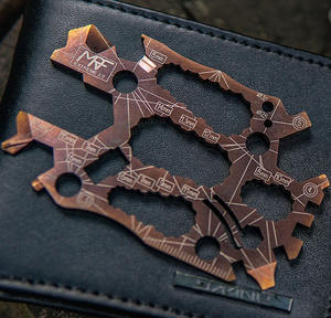 Portefeuille multifonction en acier inoxydable, format <span class=keywords><strong>carte</strong></span> de crédit, avec plus de 50 fonctions - Product Image 1