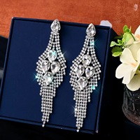 Hochwertige Luxus-Brautohrringe mit Quasten und Strass, Silberbeschichtet, Pyramidenform, Klassischer Stil, Sommer-Messingschmuck