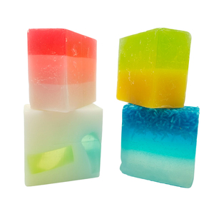 Barre de savon de détox yoni, équilibre de ph de marque privée, savon organique <span class=keywords><strong>féminin</strong></span> blanchissant, savon de partie privée fait à la main - Product Image 3