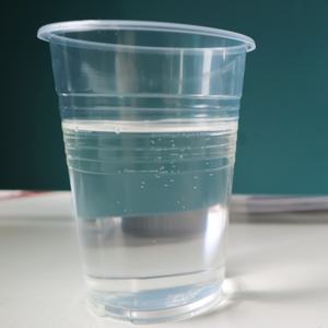 Adhesivo y sellador líquido impermeabilizante a base de <span class=keywords><strong>poliurea</strong></span> aplicado <span class=keywords><strong>en</strong></span> frío para uso <span class=keywords><strong>en</strong></span> exteriores - Product Image 1