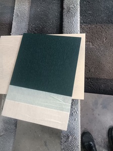 Pintura acrílica semibrillante de madera blanca y negra, satinada resistente a los arañazos a base de agua para aplicación de pulverización impermeable, revestimiento líquido - Product Image 6