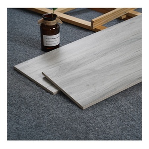 Piastrelle in Ceramica Antiscivolo con <span class=keywords><strong>Texture</strong></span> Bianca e <span class=keywords><strong>Grigia</strong></span> per Pavimenti di Camere d'Albergo, Effetto Legno Rustico Opaco in Porcellana - Product Image 5