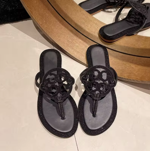 Trendy Summer Floral Rhinestone Flip Flops Luxury Full Diamond <strong>Flat</strong> for Versatile Casual Beach <strong>Sandals</strong> for Women - Product Image 2