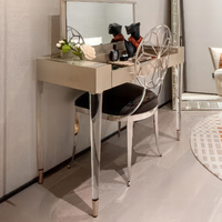 Bureau de luxe moderne avec plateau en feuille d'or et pieds en acrylique pour le maquillage |   Meubles de style RH pour projets haut de gamme