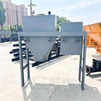 Système de pesage pour centrale à béton avec trémie conique et bac de stockage, et cadre de fixation au sol boulonné