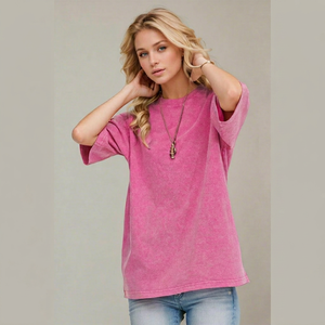 Camiseta de Mujer Oversize de Alta Calidad con Lavado Vintage, Diseño Retro Deportivo con Número Gráfico, Algodón Desgastado, Ajuste Holgado Casual - Product Image 1