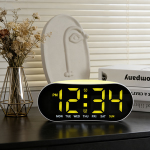<span class=keywords><strong>Orologio</strong></span> da Tavolo <span class=keywords><strong>Digitale</strong></span> LED Intelligente Personalizzato <span class=keywords><strong>con</strong></span> <span class=keywords><strong>Sveglia</strong></span> - Product Image 2