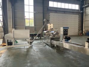 Suministro de fábrica Extrusora automática de procesamiento de alimentos secos para mascotas Máquina para hacer alimentos para perros cachorros y adultos Línea de producción de alimentos para gatos - Product Image 5