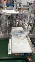Machine de remplissage et de capsulage de sachets à bec à prix abordable Machine de remplissage de liquide
