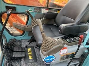 Excavadora Hidráulica de Orugas Hitachi EX120-3/EX120-5 de 12 Toneladas con Motor y Bomba Isuzu - Máquina de Segunda Mano - Product Image 4