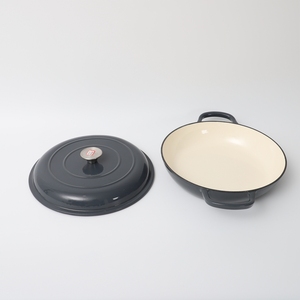 Colorido personalizado al por mayor OEM esmalte de hierro fundido <span class=keywords><strong>Creuset</strong></span> mariscos cazuela poco profunda olla Horno Holandés olla con tapa - Product Image 3