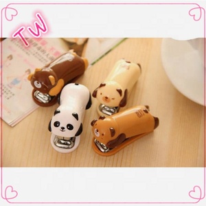 Malaysia Hotsale Tất Cả Các Loại Ghim Khuyến Mại Chất Lượng Tốt Nhất Văn Phòng Tiêu Chuẩn Hướng Dẫn Sử Dụng Đầy Màu Sắc Acrylic Mini Animal Stapler - Product Image 3