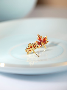 Productos en Tendencia 2026: Pendientes de Hoja de Arce con Circonita Roja, Chapados en Oro de 18K sobre Latón, Joyería Delicada Inspirada en la Naturaleza <span class=keywords><strong>para</strong></span> Fiestas de Otoño, Regalo Ideal - Product Image 3