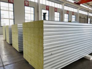 <span class=keywords><strong>Panneau</strong></span> sandwich isolé en <span class=keywords><strong>laine</strong></span> <span class=keywords><strong>de</strong></span> <span class=keywords><strong>roche</strong></span> métallique <span class=keywords><strong>de</strong></span> 50 mm d'épaisseur ou sur mesure, ignifuge A1 pour mur extérieur - Product Image 6