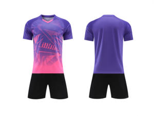 طقم كرة قدم بتصميم مخصص 2025 وصول جديد من البوليستر المسامي المطبوع - زي فريق سريع الجفاف بأكمام قصيرة - Product Image 6